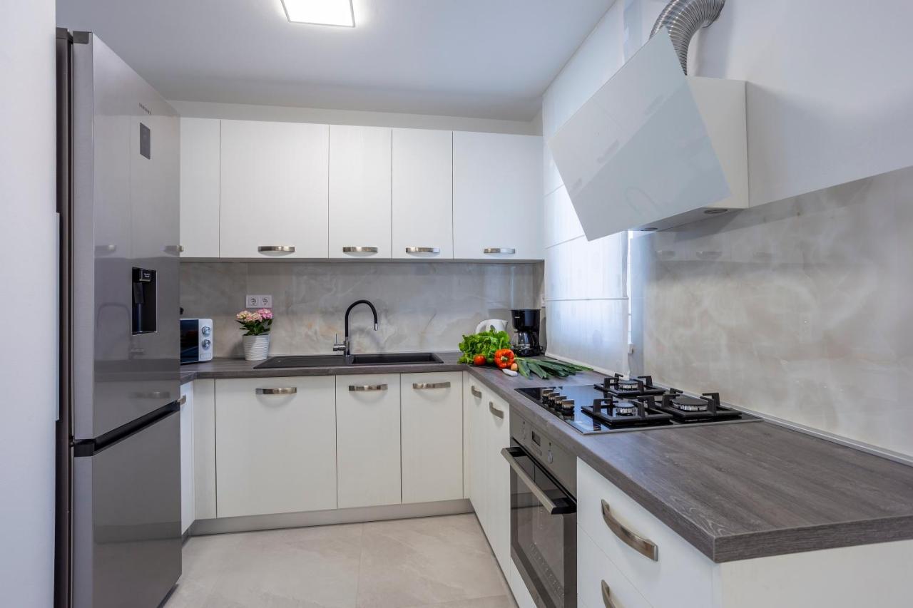City Apartments Silver プーラ エクステリア 写真