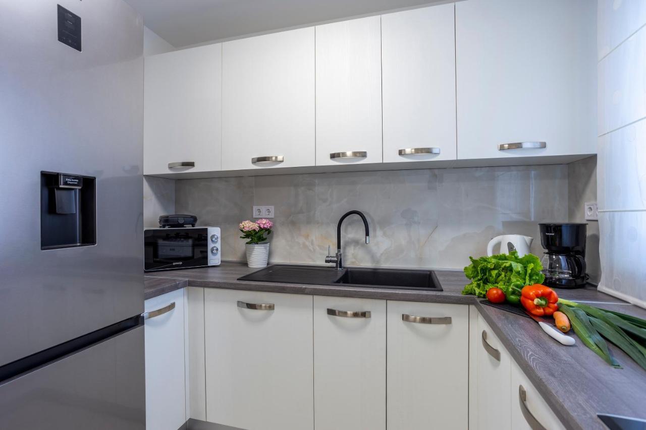 City Apartments Silver プーラ エクステリア 写真