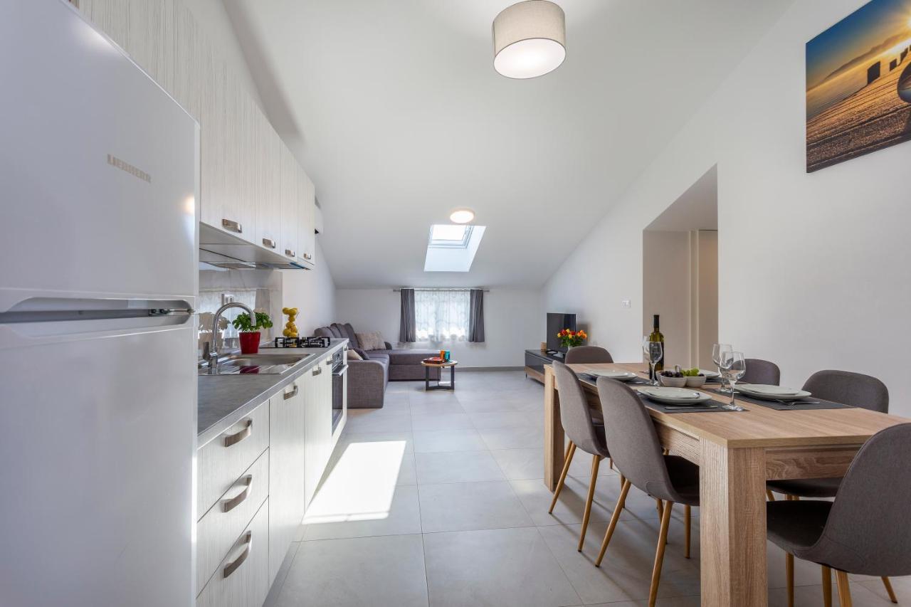 City Apartments Silver プーラ エクステリア 写真